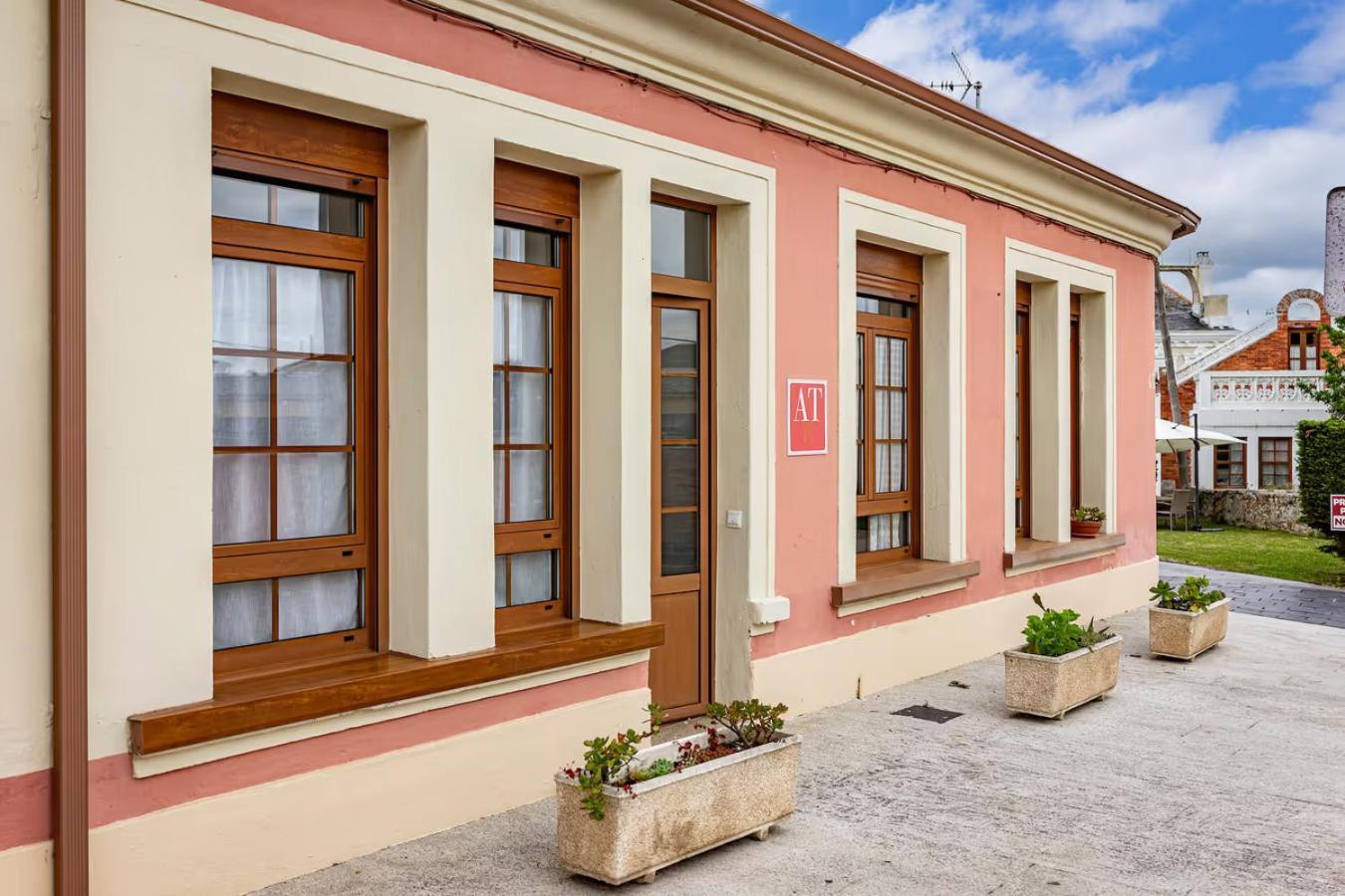 Apartamentos Turisticos As Cetareas Rinlo Exteriér fotografie