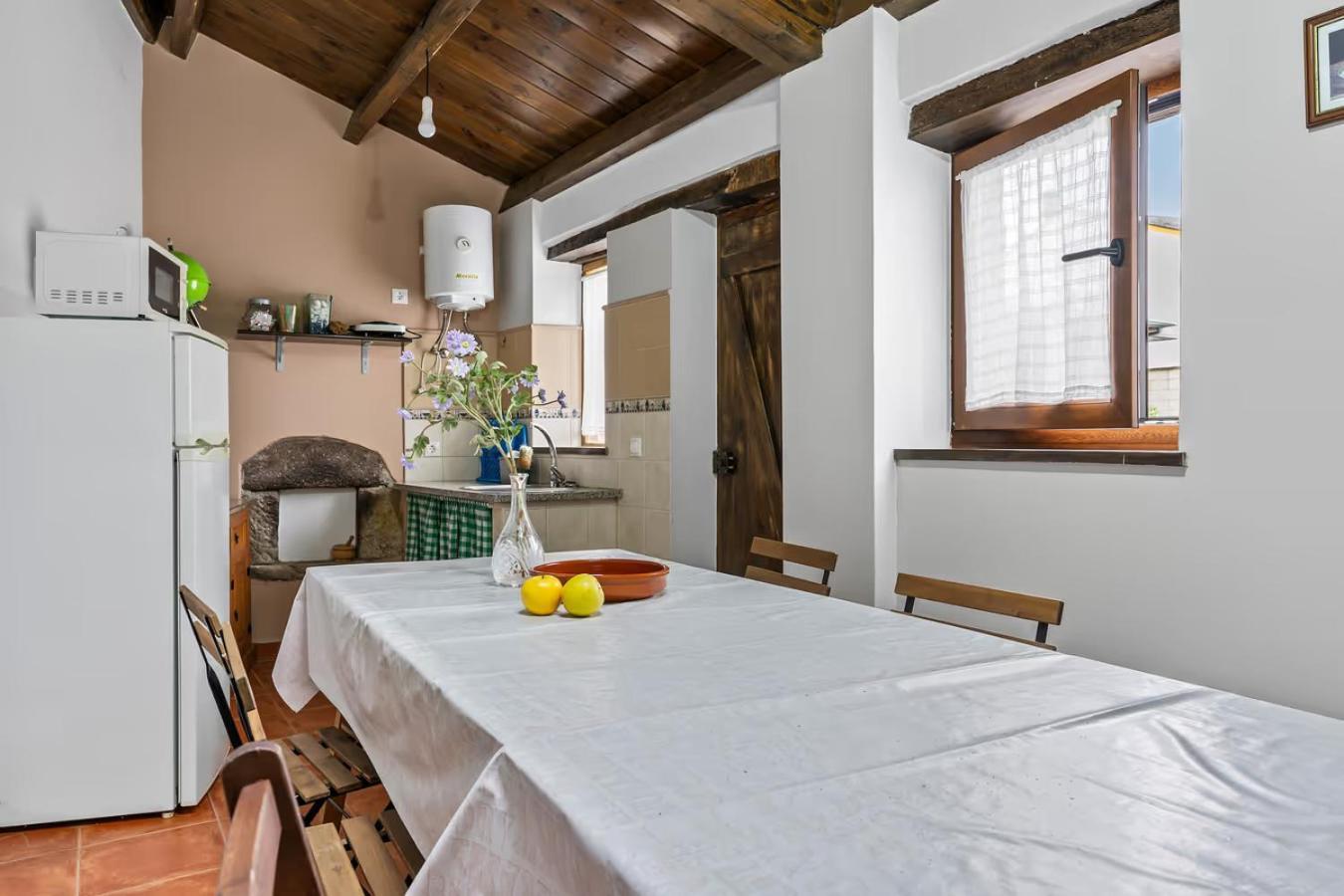 Apartamentos Turisticos As Cetareas Rinlo Exteriér fotografie