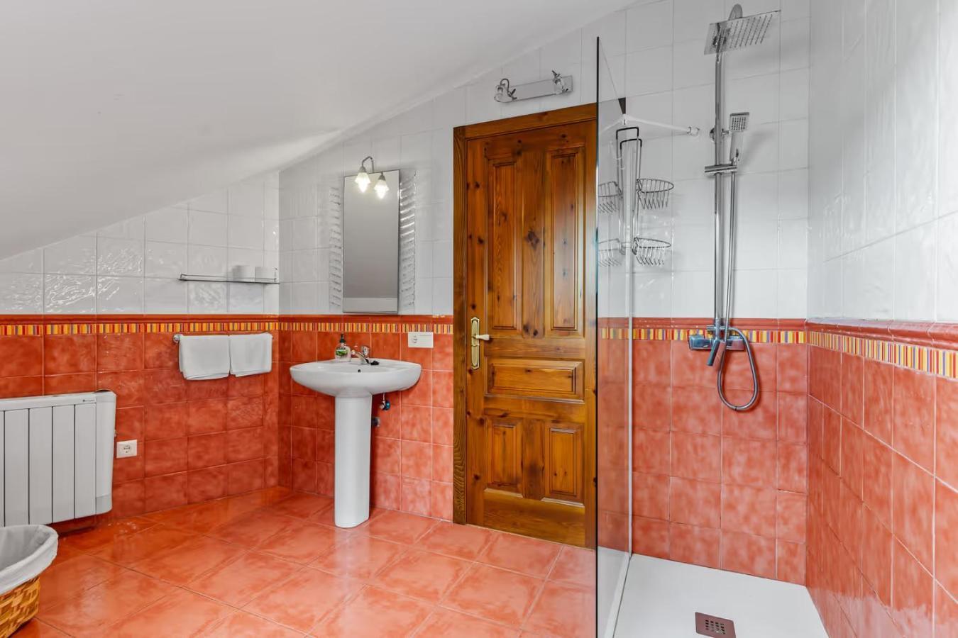 Apartamentos Turisticos As Cetareas Rinlo Pokoj fotografie