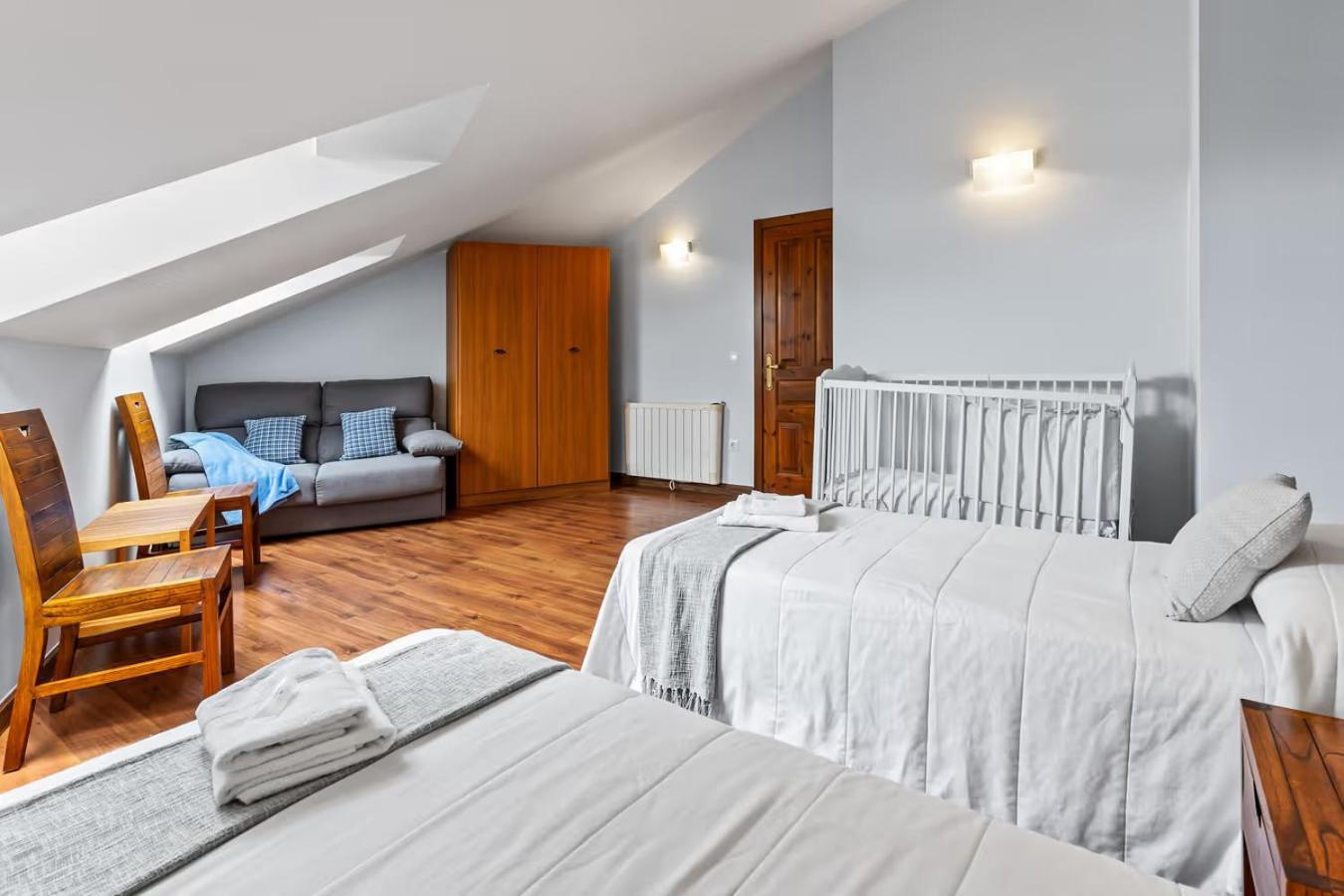 Apartamentos Turisticos As Cetareas Rinlo Pokoj fotografie